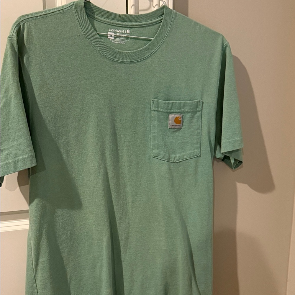 Carhartt Men's Green Short Sleeve Pocket Tee Force Size Medium Loose Fit